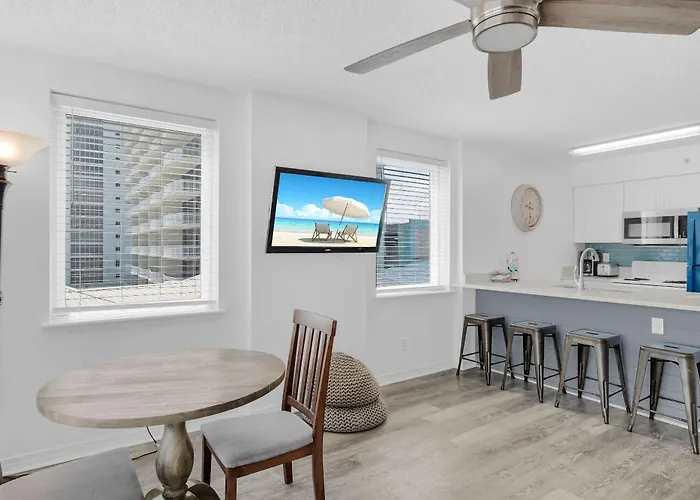Holiday home Royal Palms 508 Beachfront Escape *